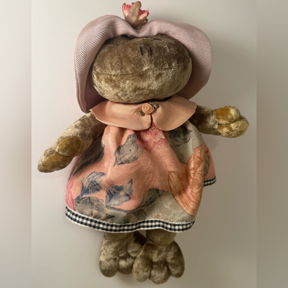 Russ Berrie "Florissa the Floral Frog" Beanie Plush 9" New With Tags